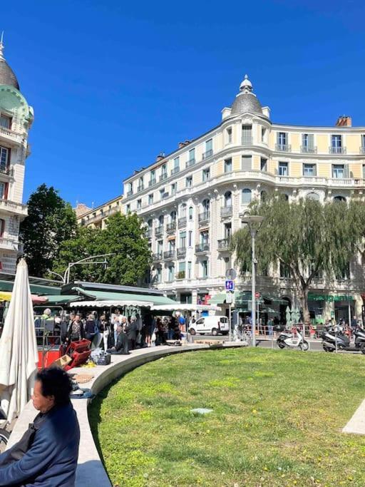 Atypique Et Original Nice
